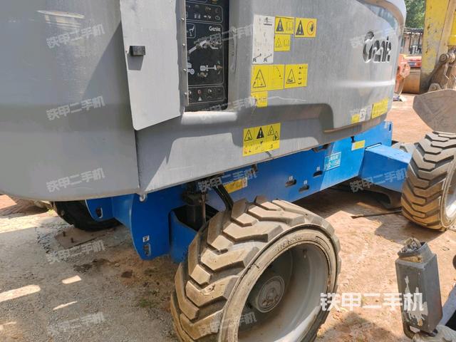 右后45(整機(jī)外觀) 右后45(整機(jī)外觀)