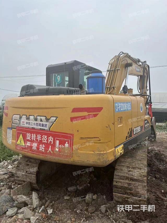 三一重工SY135C挖掘机