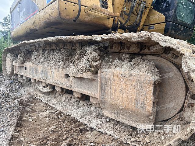 单侧履带整体（整机外观）