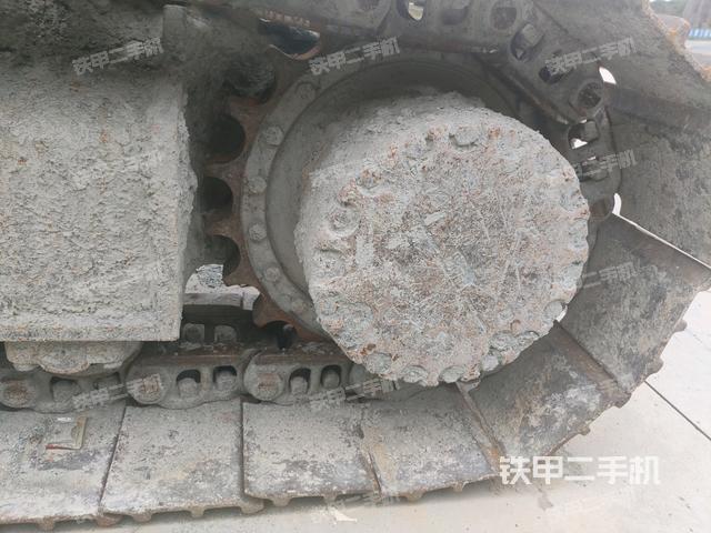 右侧履带整体（行走机构）