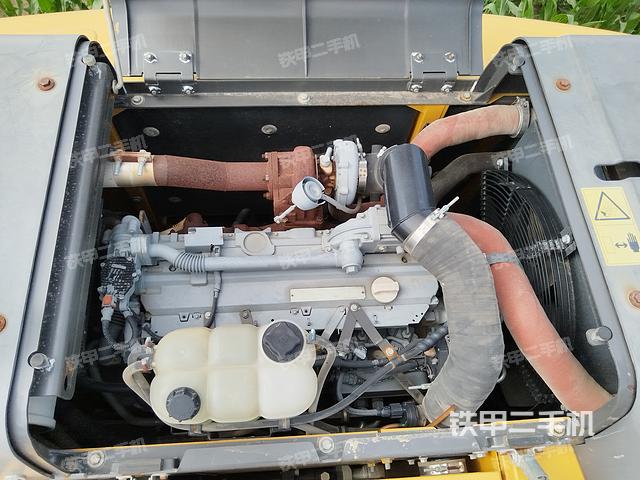 发动机整体俯视（整机外观）