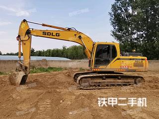 山东临工LG6210挖掘机实拍图片