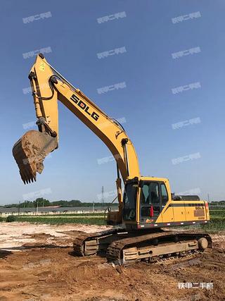 山东临工E6300F挖掘机实拍图片