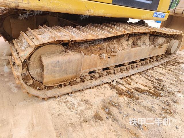 单侧履带整体（整机外观）