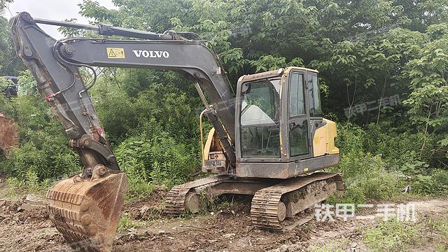 沃尔沃EC80D挖掘机