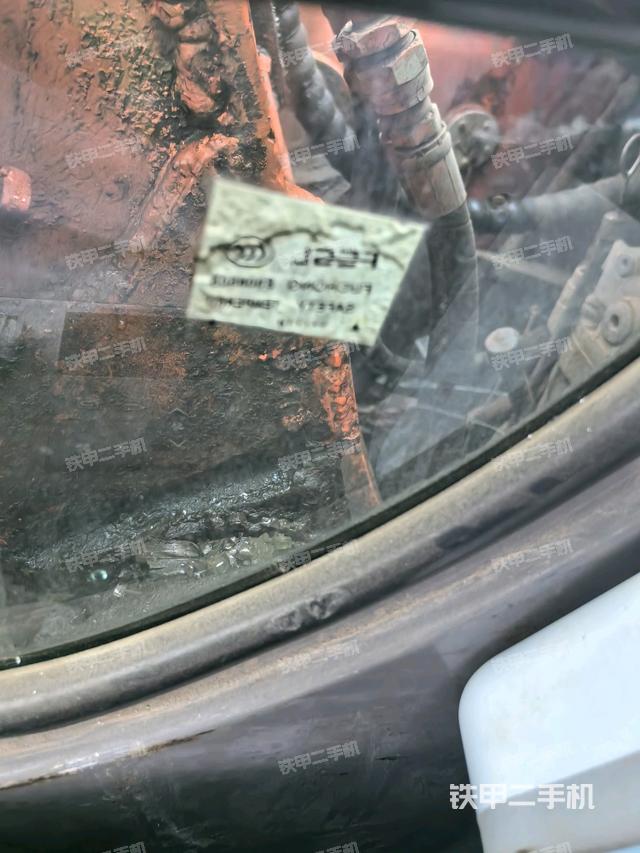 駕駛室左前45度（駕駛室部分）