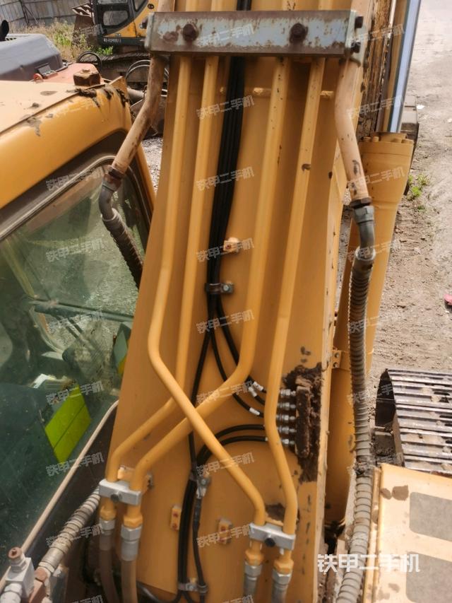 小臂整體右前（工作和回轉(zhuǎn)裝置）