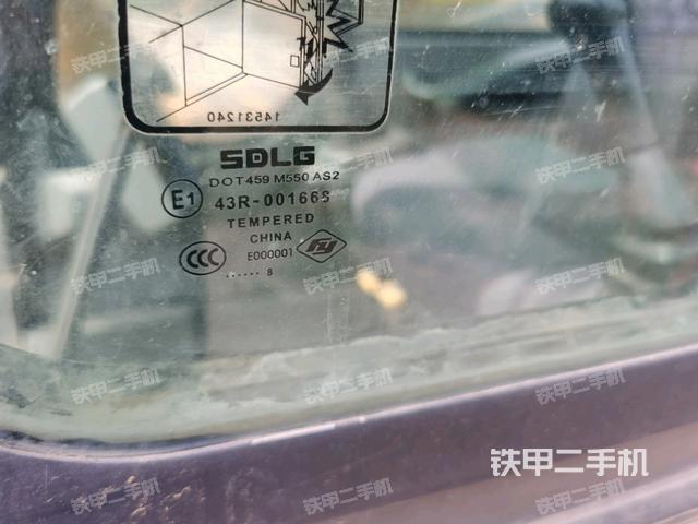 駕駛室左后45度（駕駛室部分）