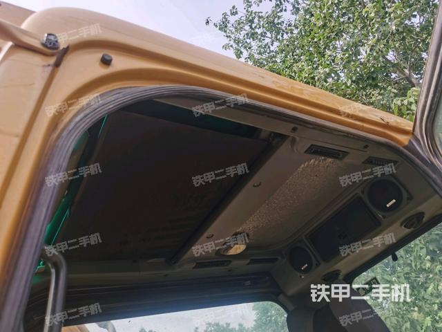 右側(cè)玻璃角標(biāo)（駕駛室部分）