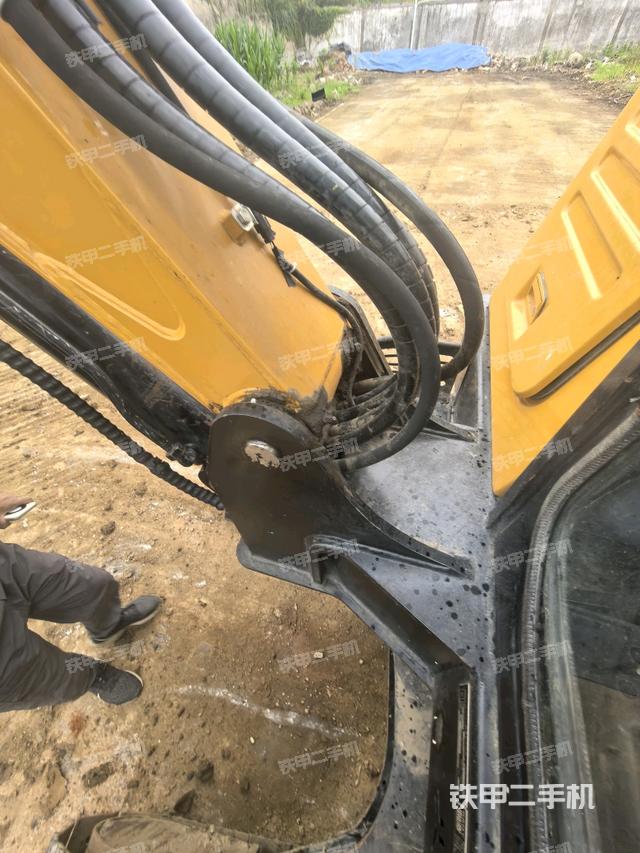 大臂根部 斜（工作和回转装置）