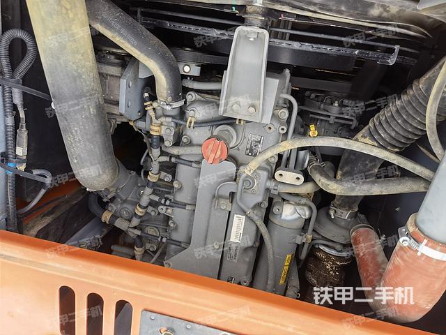 发动机整体俯视（整机外观）