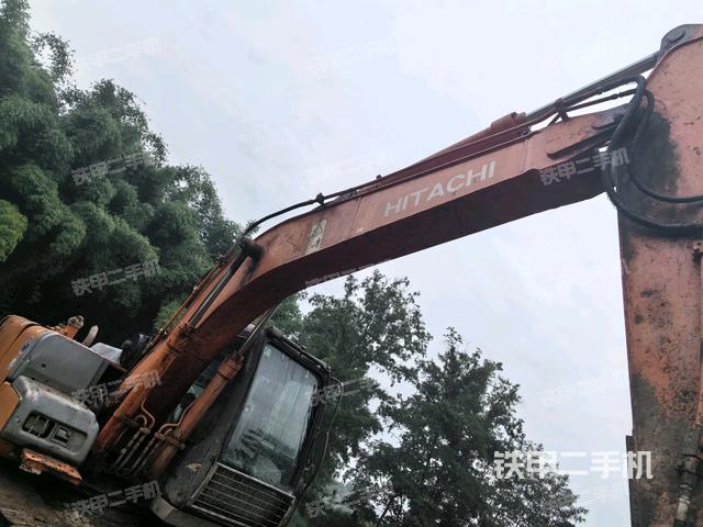 大臂根部?斜視（工作和回轉(zhuǎn)裝置）