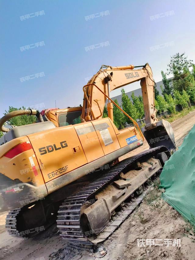 整机右后45°（整机外观）