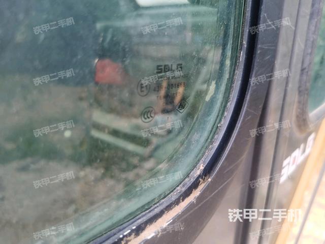 駕駛室正側(cè)（駕駛室部分）