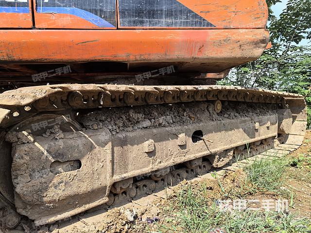 单侧履带整体（整机外观）