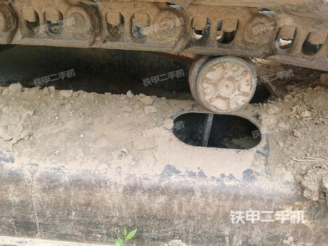 右側(cè)行走馬達(dá)蓋板（行走機(jī)構(gòu)）