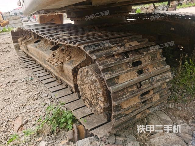 左側(cè)行走馬達(dá)蓋板（行走機(jī)構(gòu)）