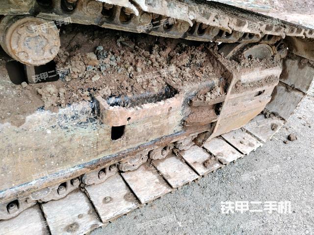 单侧履带整体（整机外观）