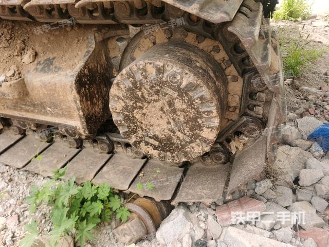 右導(dǎo)向輪（行走機(jī)構(gòu)）