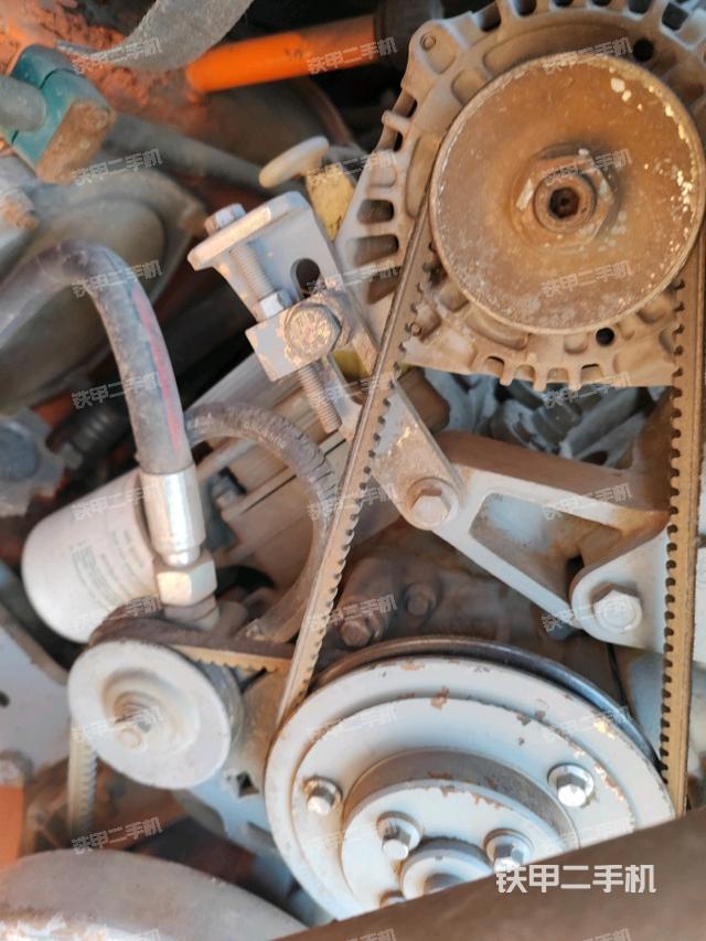 風扇及皮帶（壓路機發(fā)動機艙）