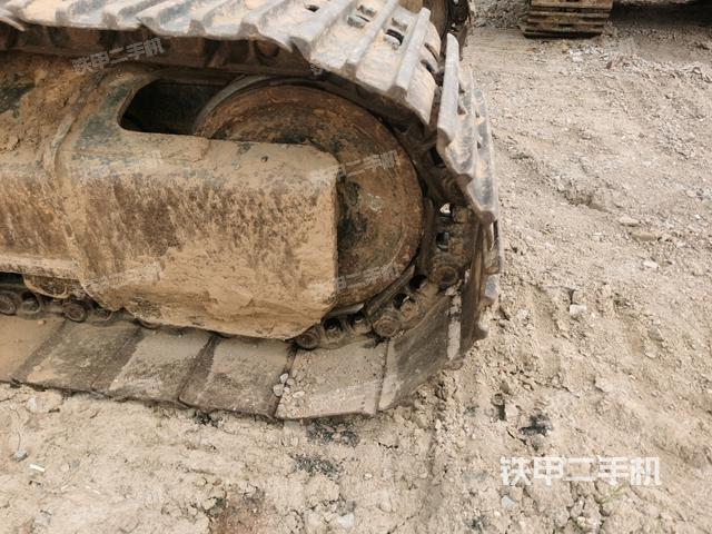 左驅(qū)動(dòng)輪（行走機(jī)構(gòu)）