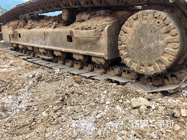 单侧履带整体（整机外观）