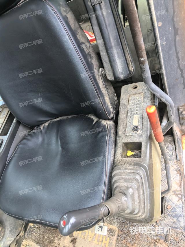 座椅后部（駕駛室部分）