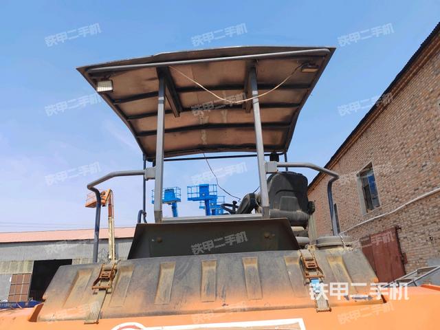 駕駛室外頂全景（壓路機駕駛室）