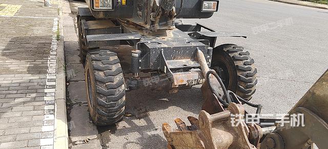 单侧履带整体（整机外观）