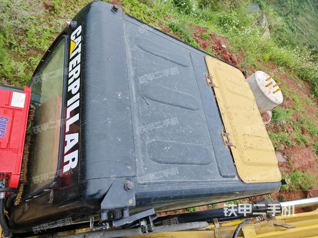 駕駛室頂部俯視（上車部件）