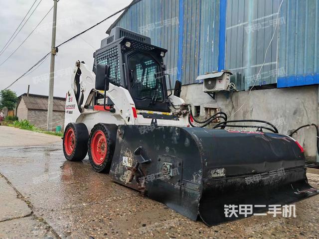 山猫S18滑移装载机