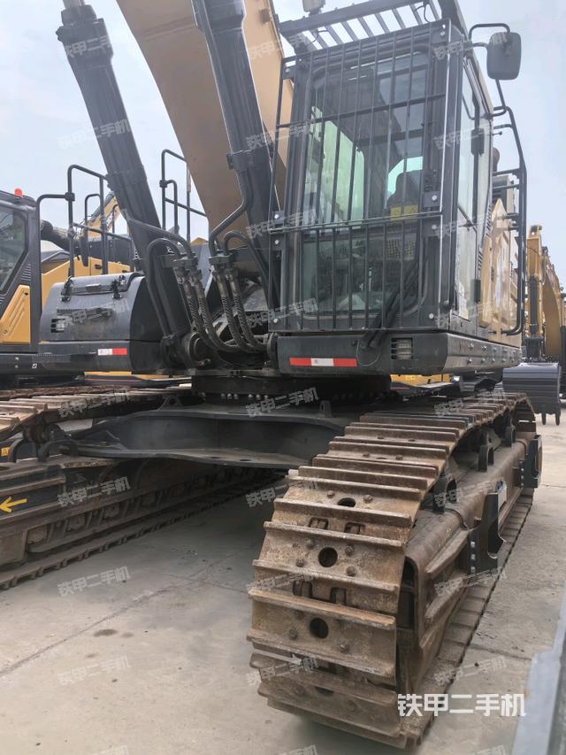 驾驶室整体（整机外观）