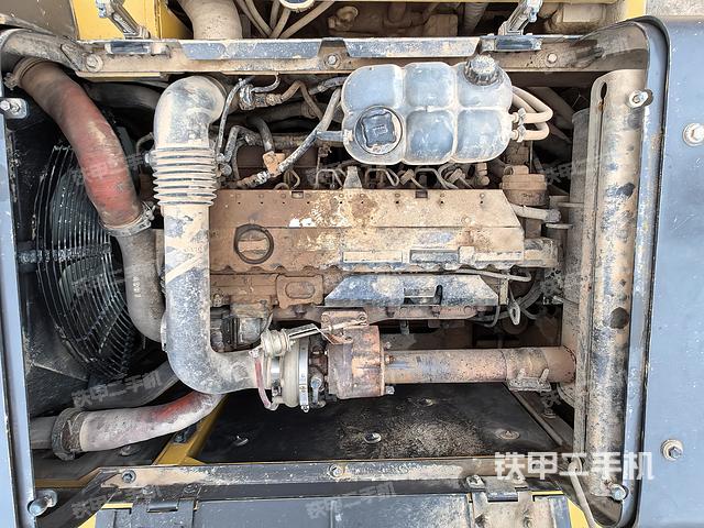 发动机整体俯视（整机外观）