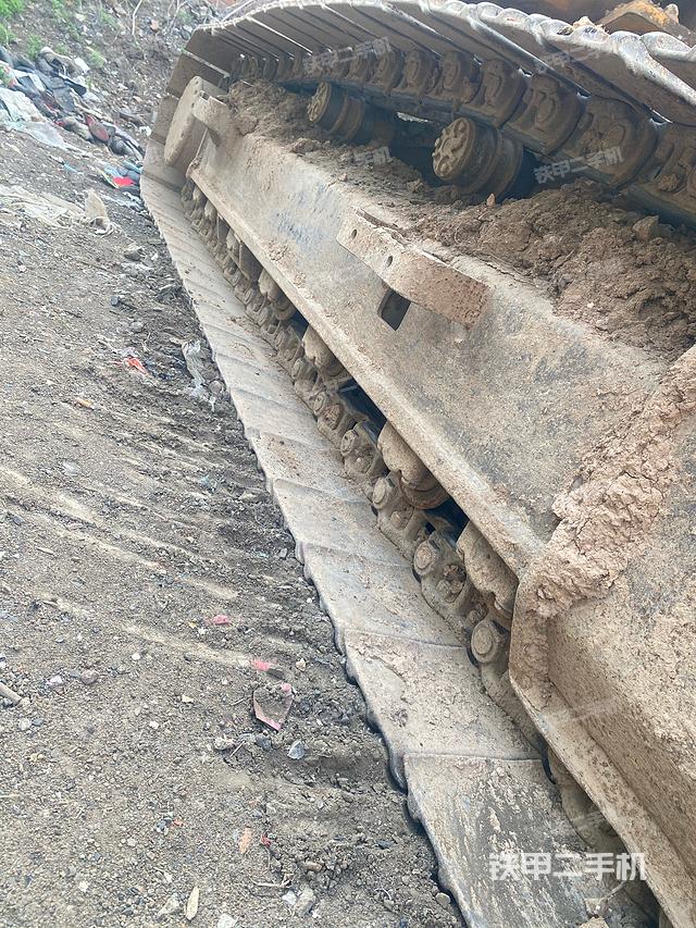 单侧履带整体（整机外观）