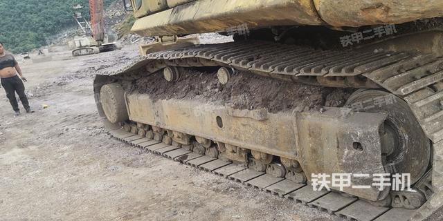 单侧履带整体（整机外观）