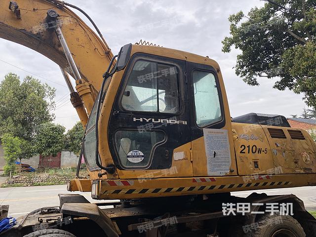 单侧履带整体（整机外观）