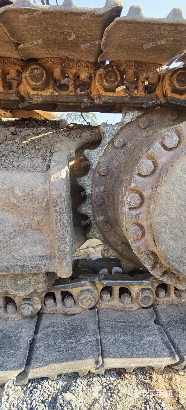 单侧履带整体（整机外观）