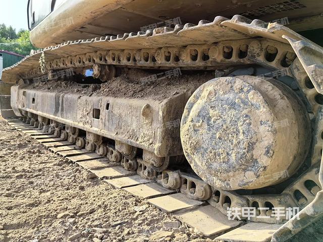 单侧履带整体（整机外观）