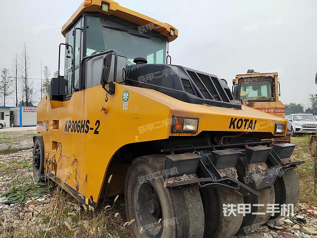 整机右后45°（设备外观及核心部件）