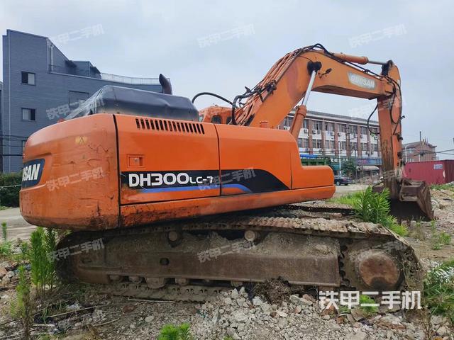 整机右后45°（整机外观）