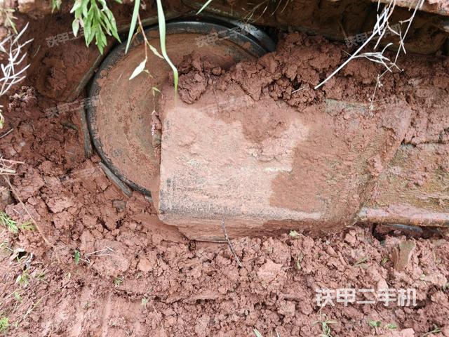 右導(dǎo)向輪（行走機(jī)構(gòu)）