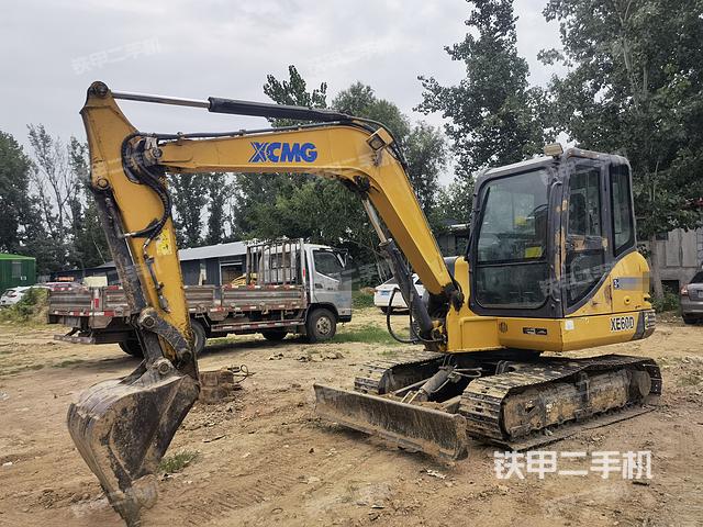 徐工XE60D挖掘机