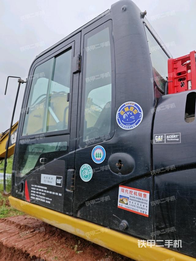 駕駛室左后45度（駕駛室部分）