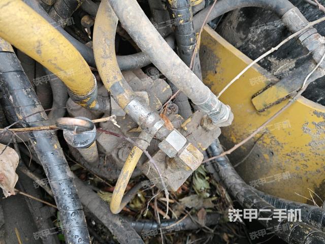 回轉(zhuǎn)馬達(dá)（上車部件）