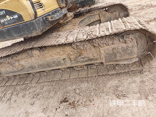 单侧履带整体（整机外观）