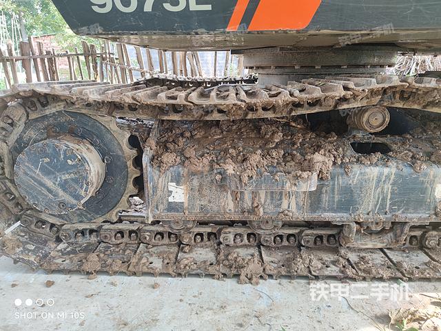 单侧履带整体（整机外观）