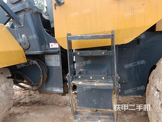 工作装置整体（整机外观及大件）