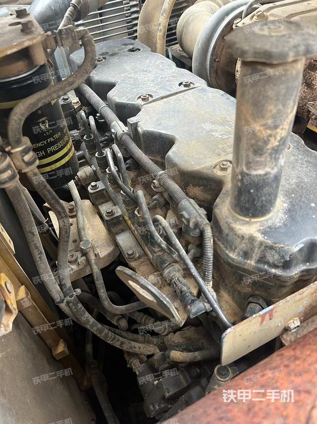 发动机整体俯视（整机外观）