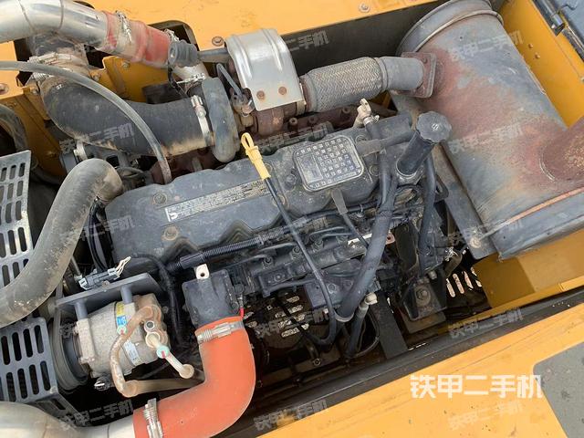 发动机整体俯视（整机外观）