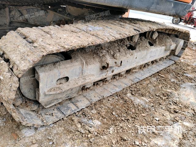 左侧履带整体 （行走机构）